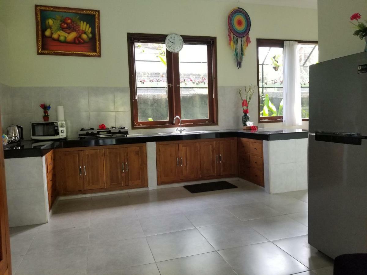 Sari Mimpi Kutuh Villa Ubud  Exterior photo