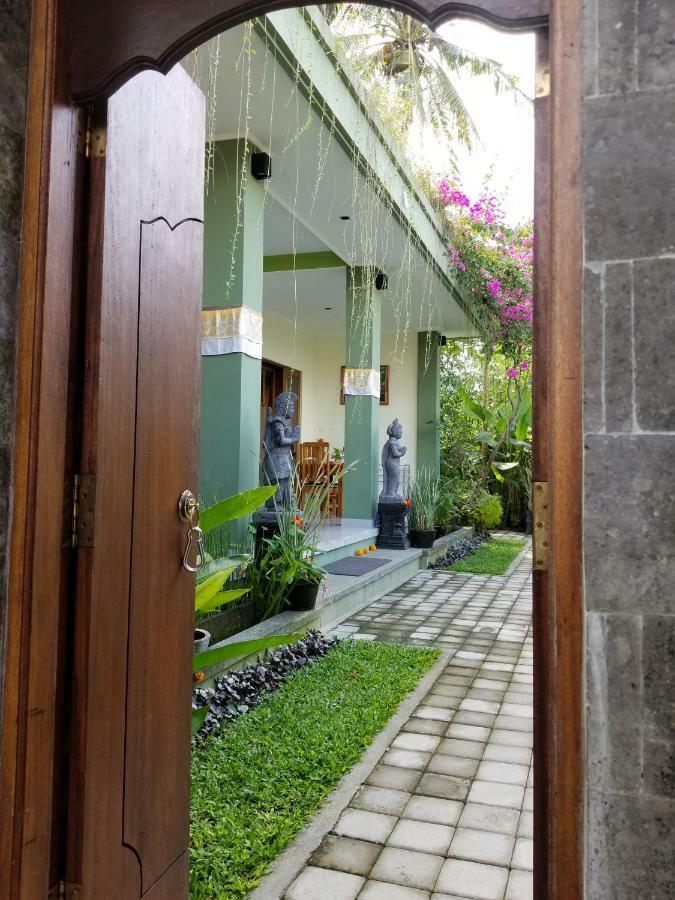 Sari Mimpi Kutuh Villa Ubud  Exterior photo
